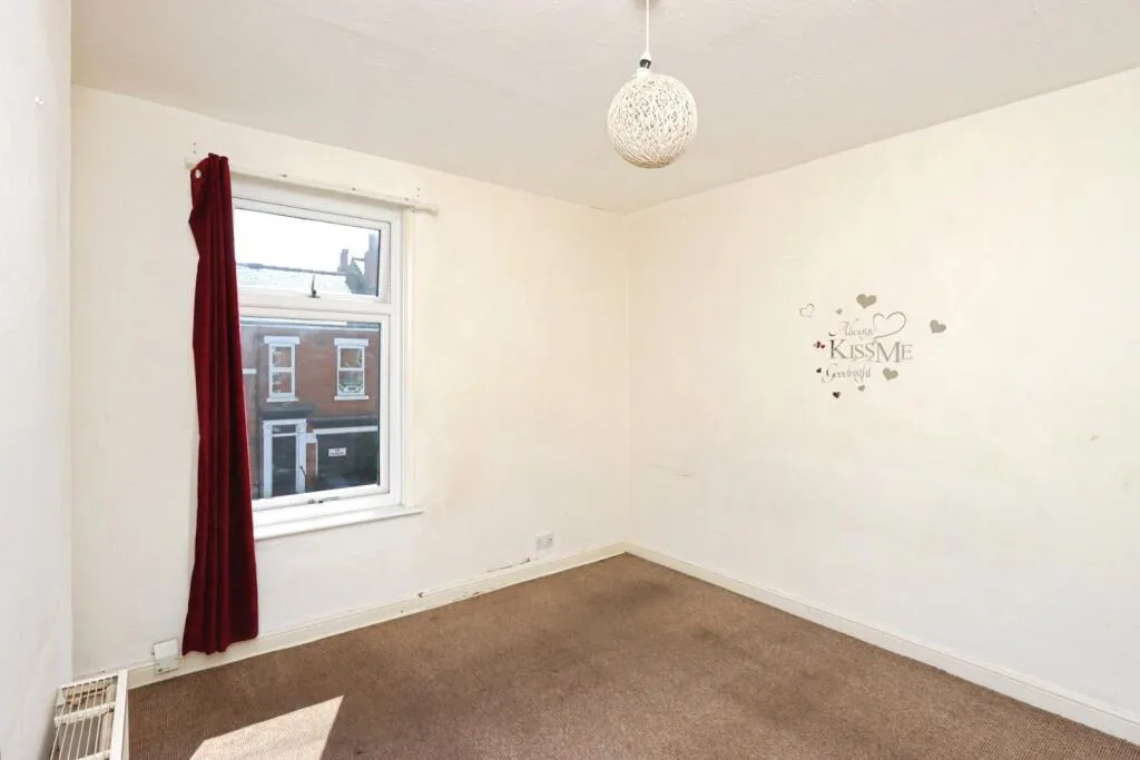 3 bed Terraced