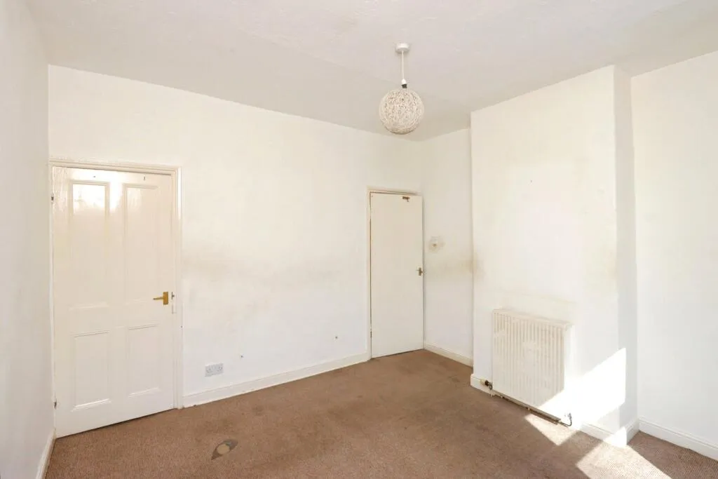 3 bed Terraced