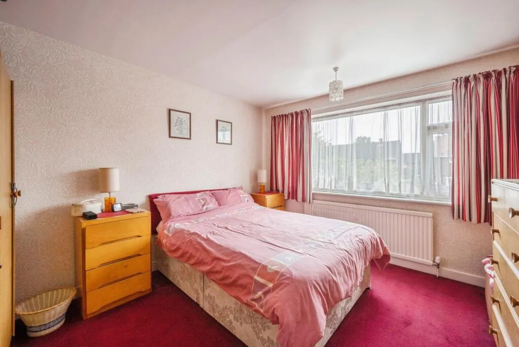 3 bed Semi-Detached