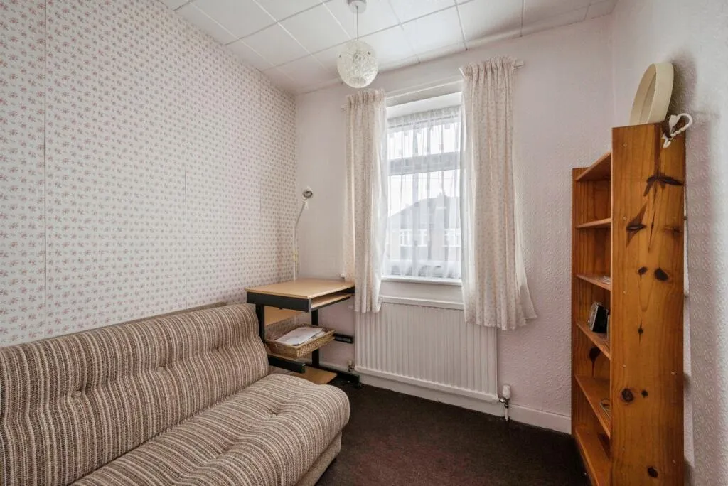 3 bed Semi-Detached