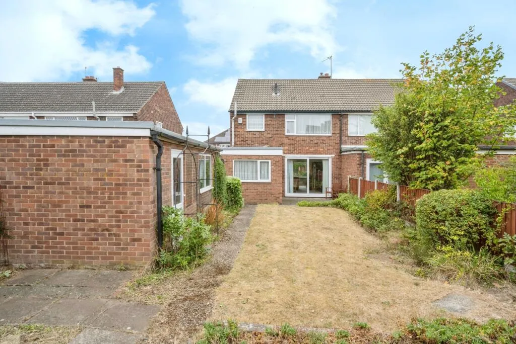 3 bed Semi-Detached