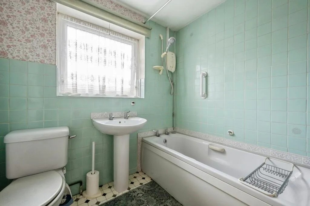 3 bed Semi-Detached