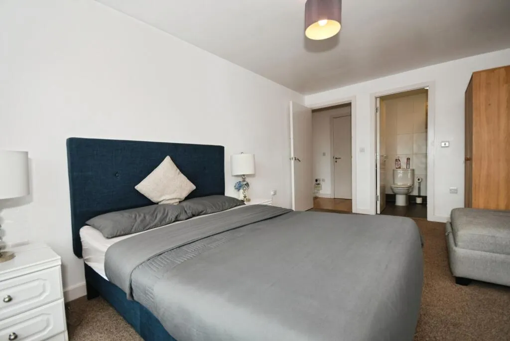 2 bed Apartment
