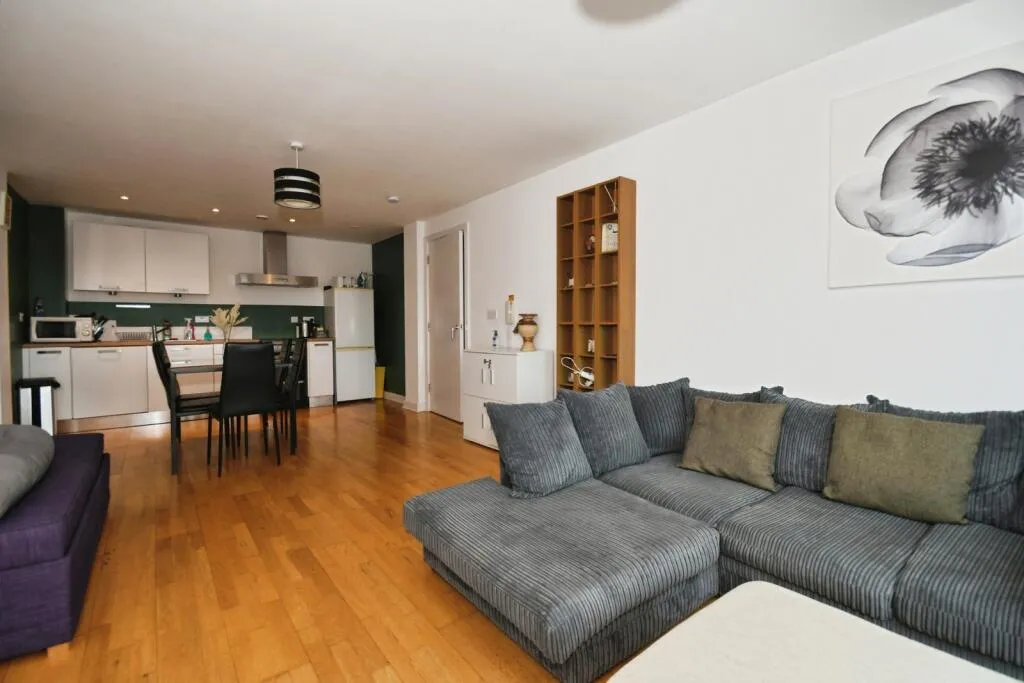 2 bed Apartment