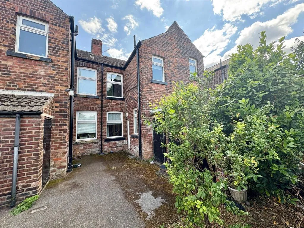 2 bed Terraced
