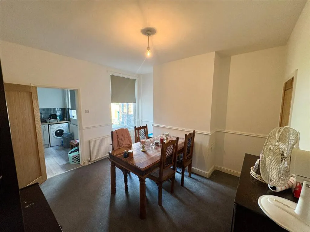 2 bed Terraced