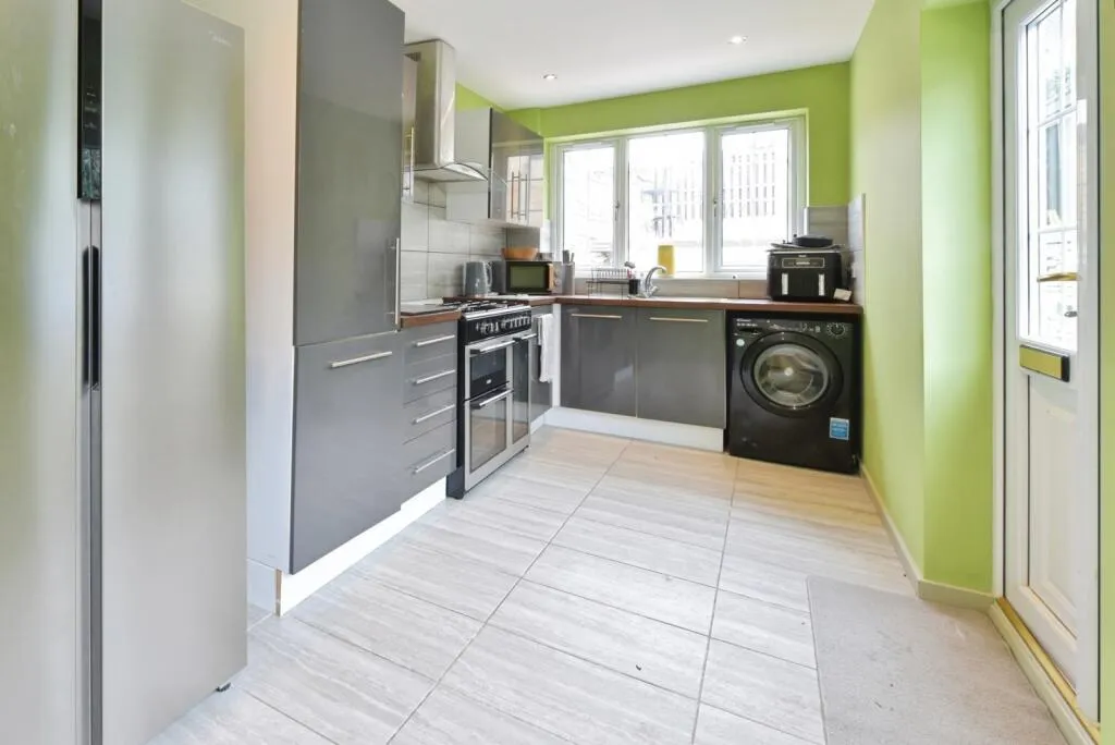 3 bed Semi-Detached