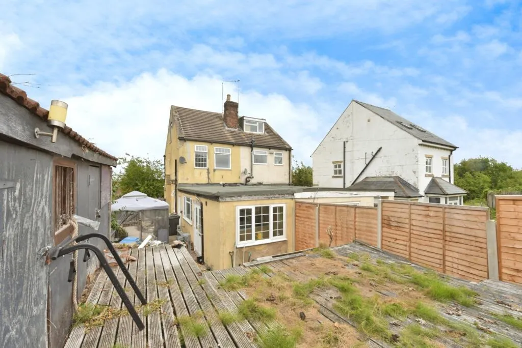 3 bed Semi-Detached