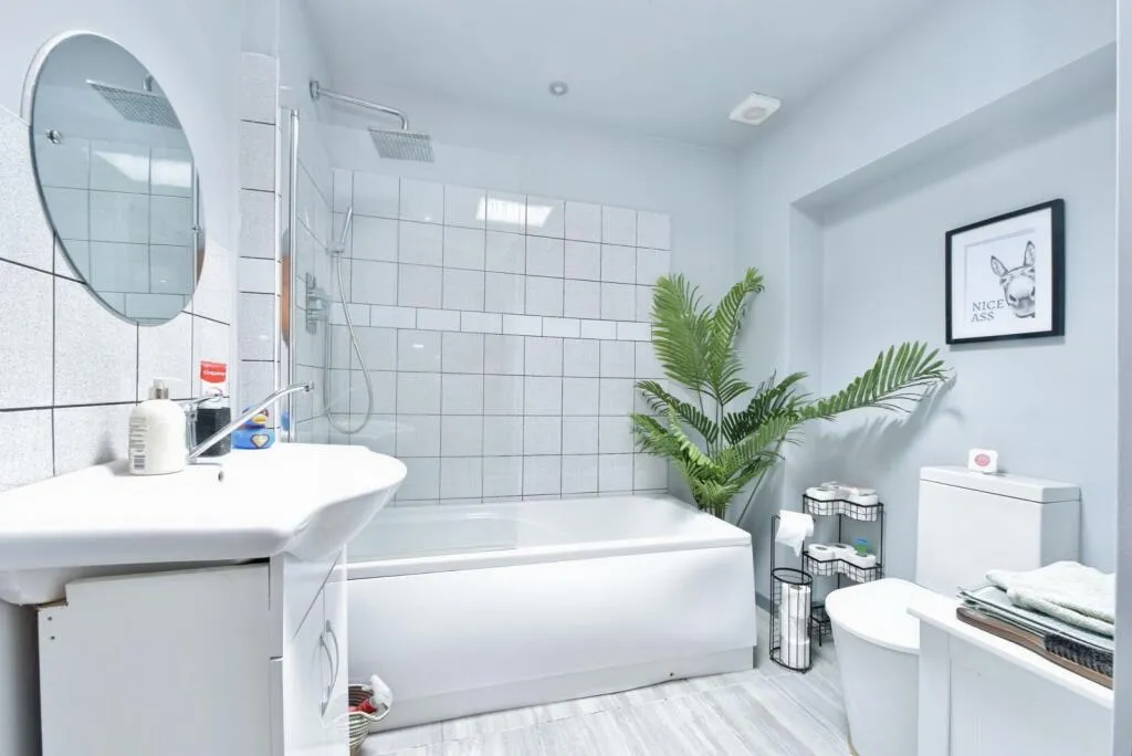 3 bed Semi-Detached