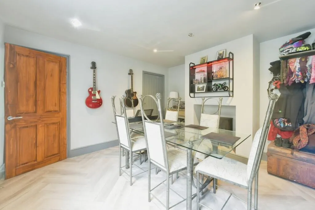 3 bed Semi-Detached