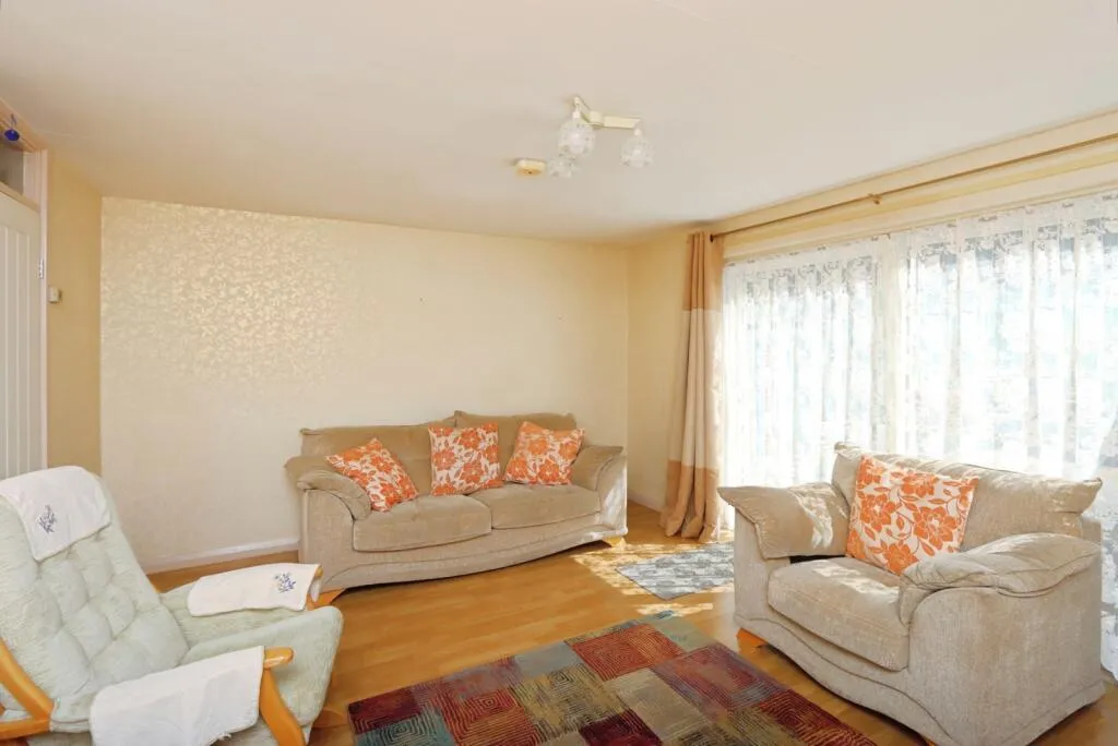3 bed Terraced