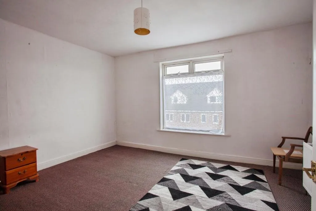 3 bed Terraced