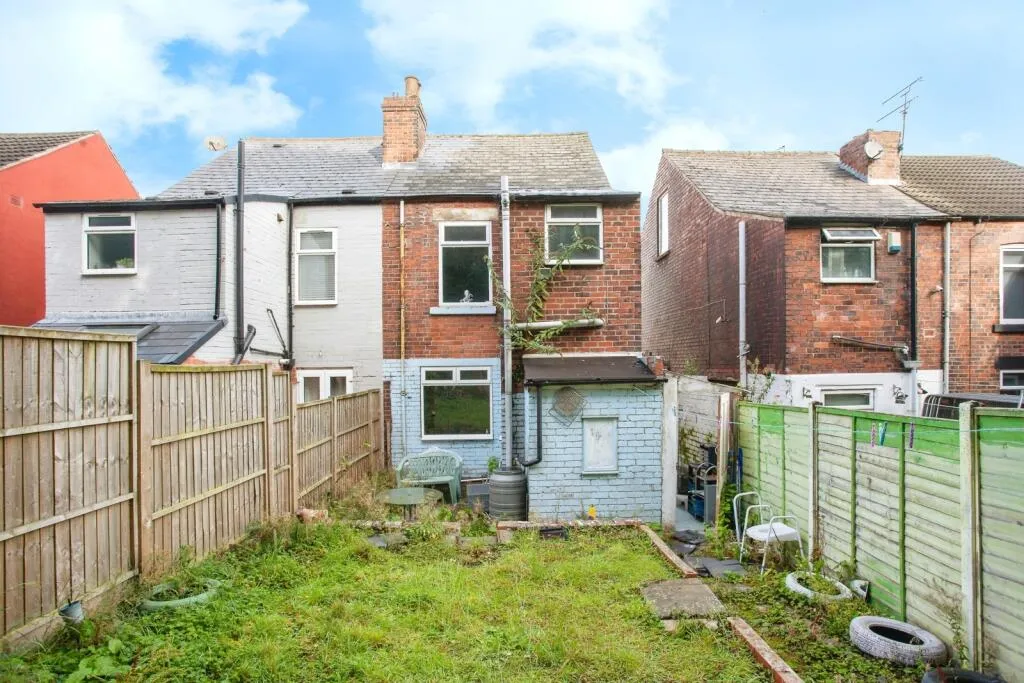 3 bed Terraced