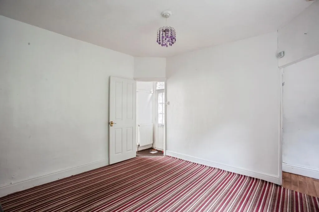 3 bed Terraced