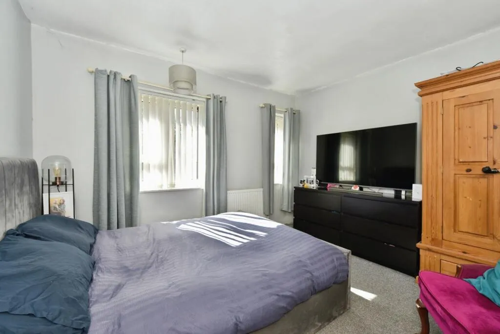 2 bed Terraced