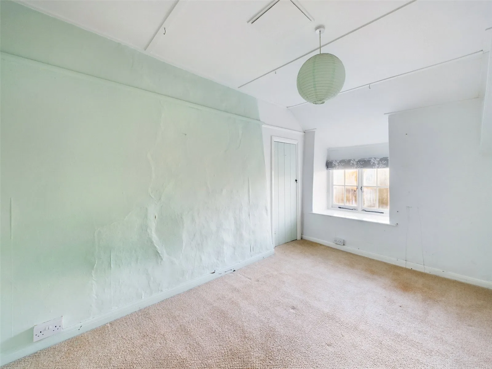 4 bed Semi-Detached