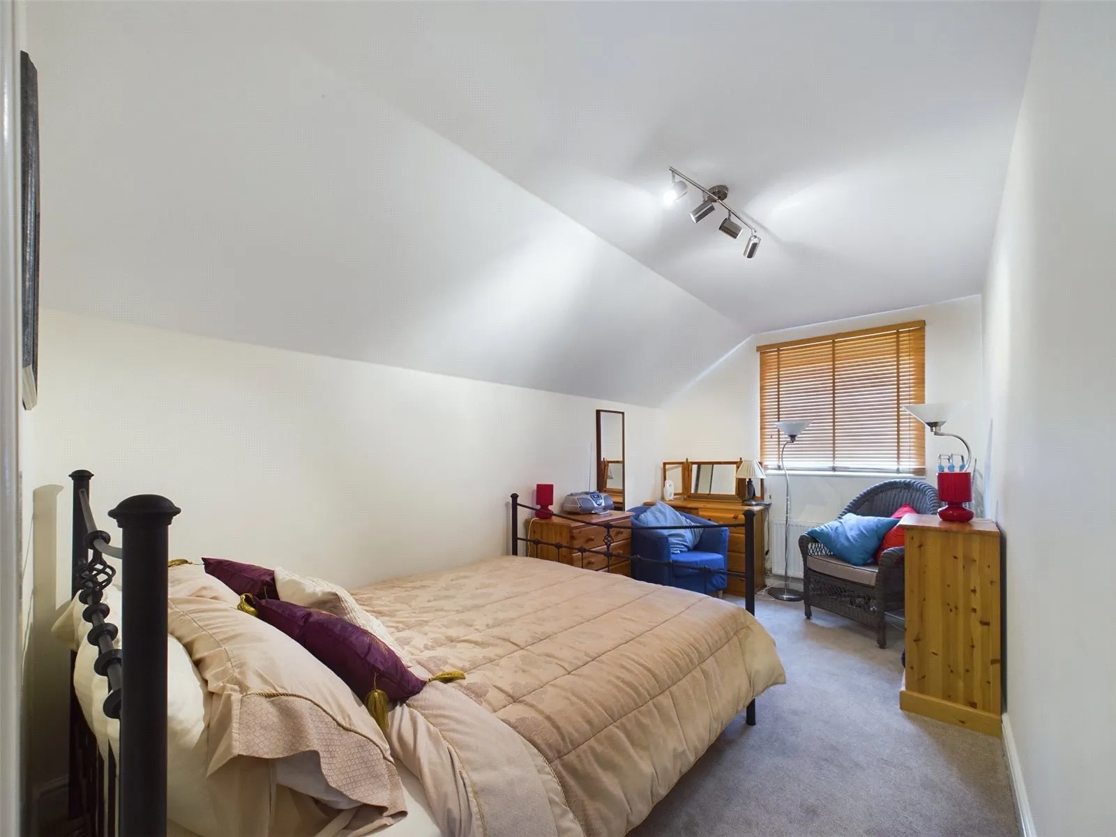2 bed Apartment