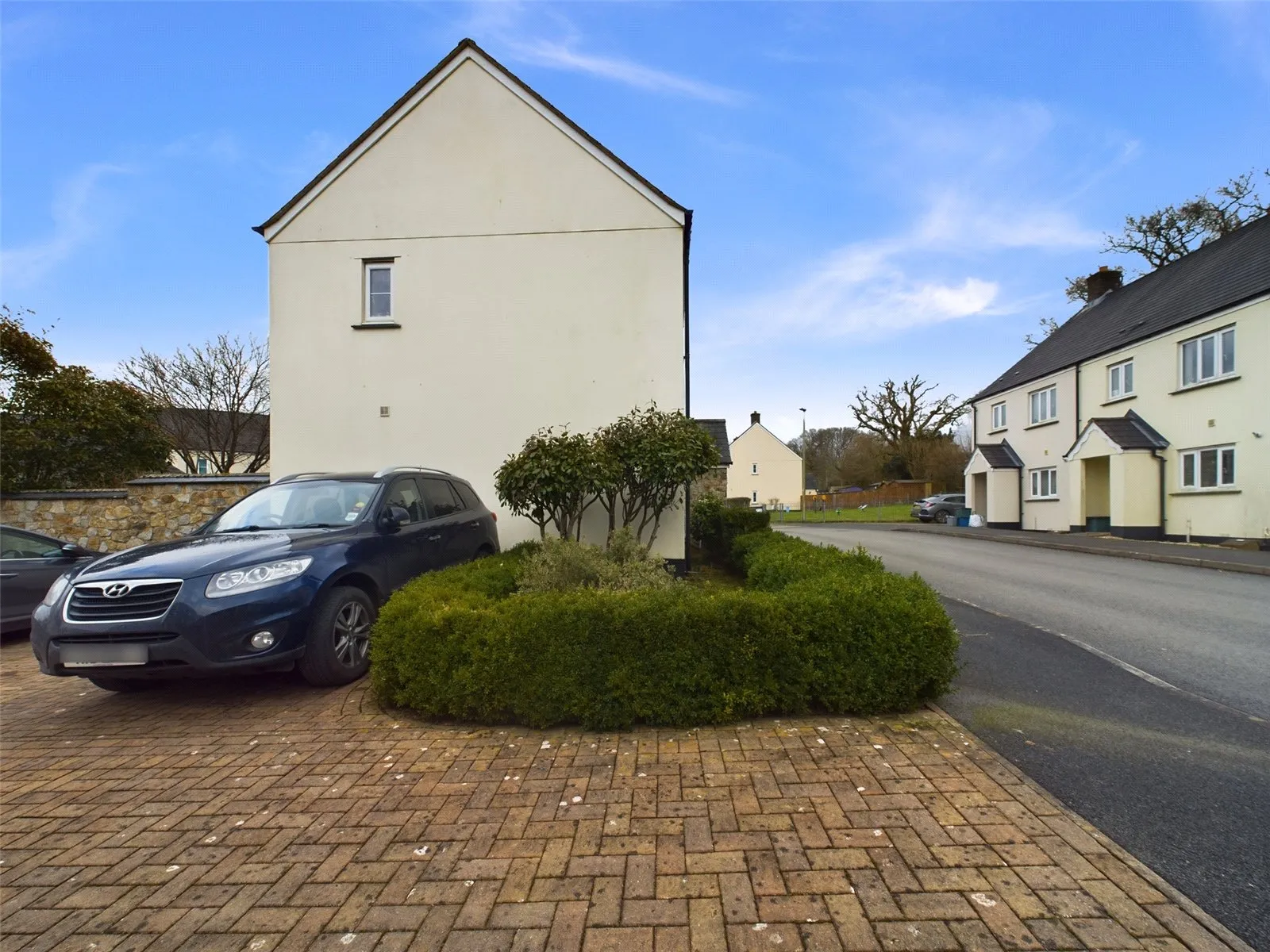 2 bed Apartment