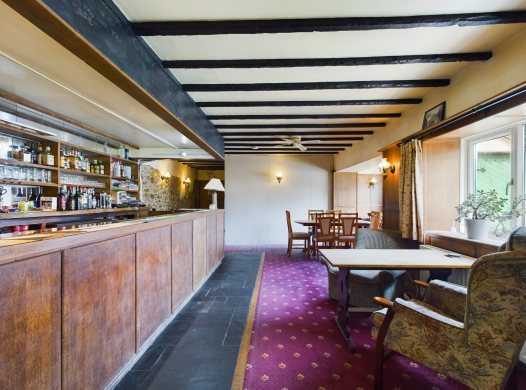 4 bed Pub