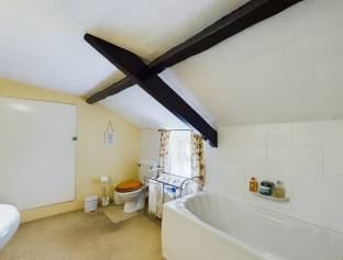4 bed Pub