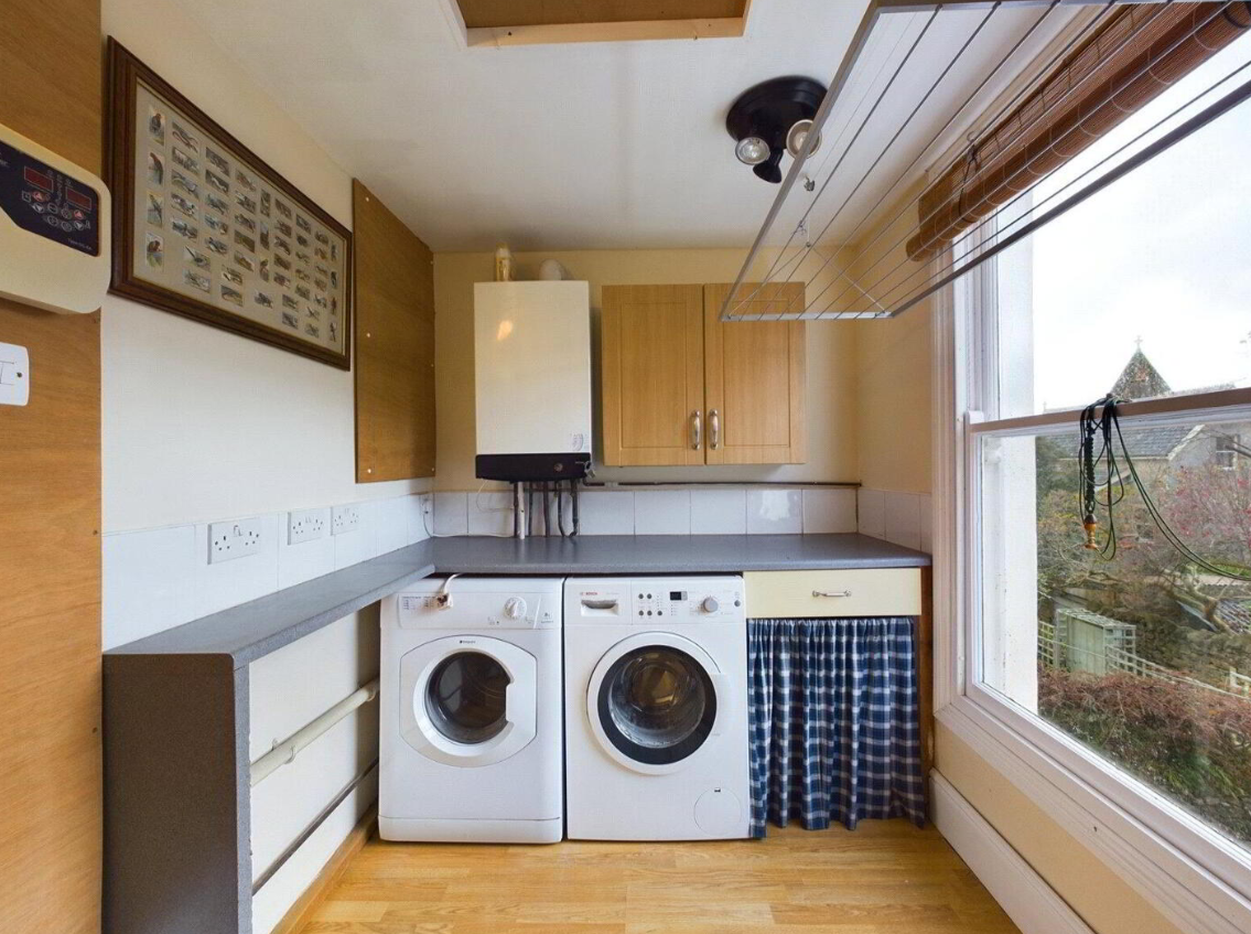 5 bed Terraced