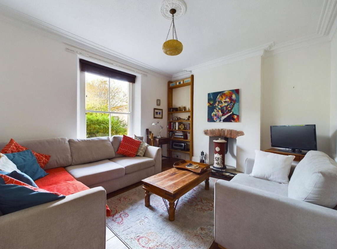 5 bed Terraced