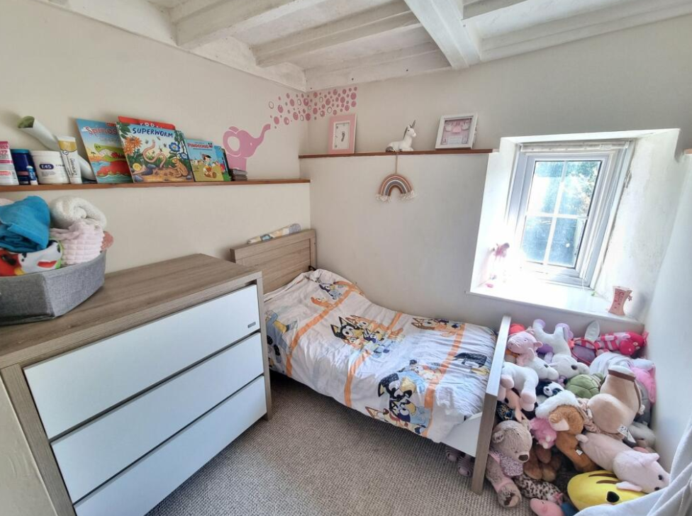 4 bed Terraced