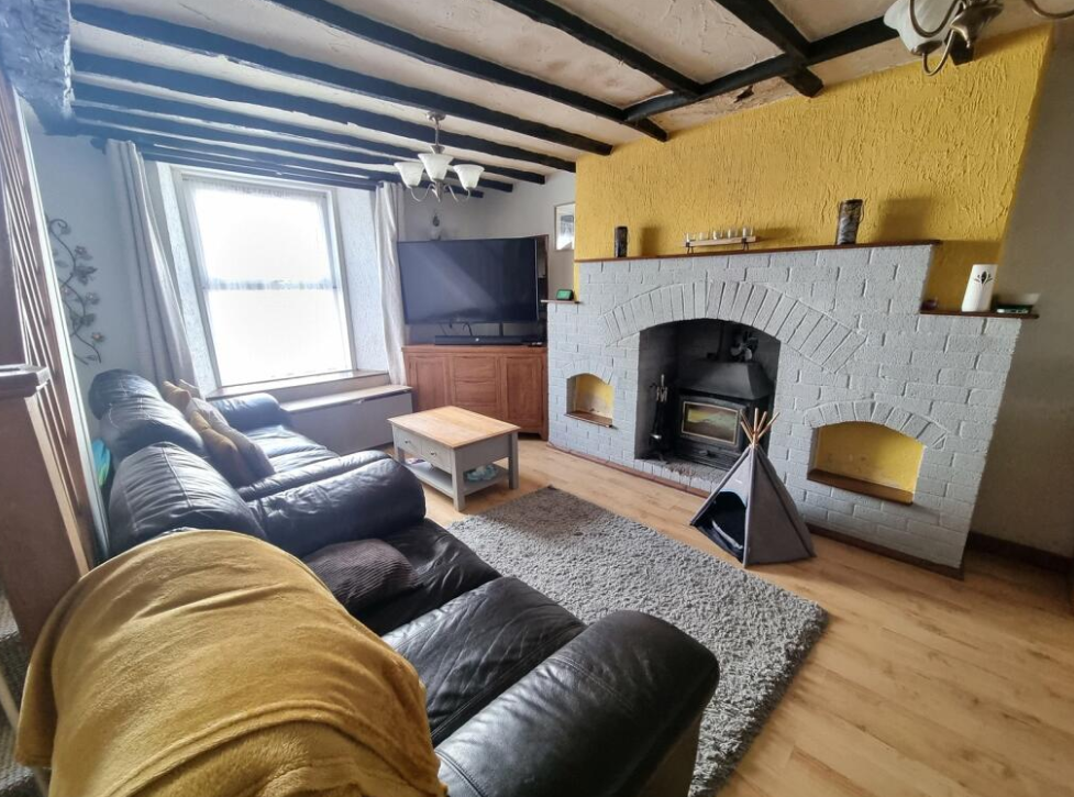 4 bed Terraced