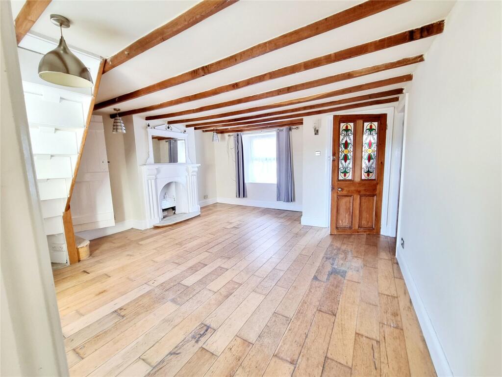 3 bed End of Terrace