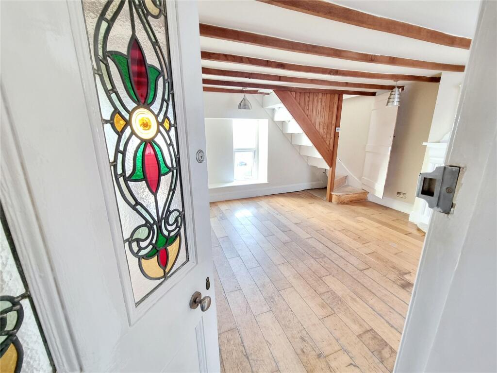 3 bed End of Terrace