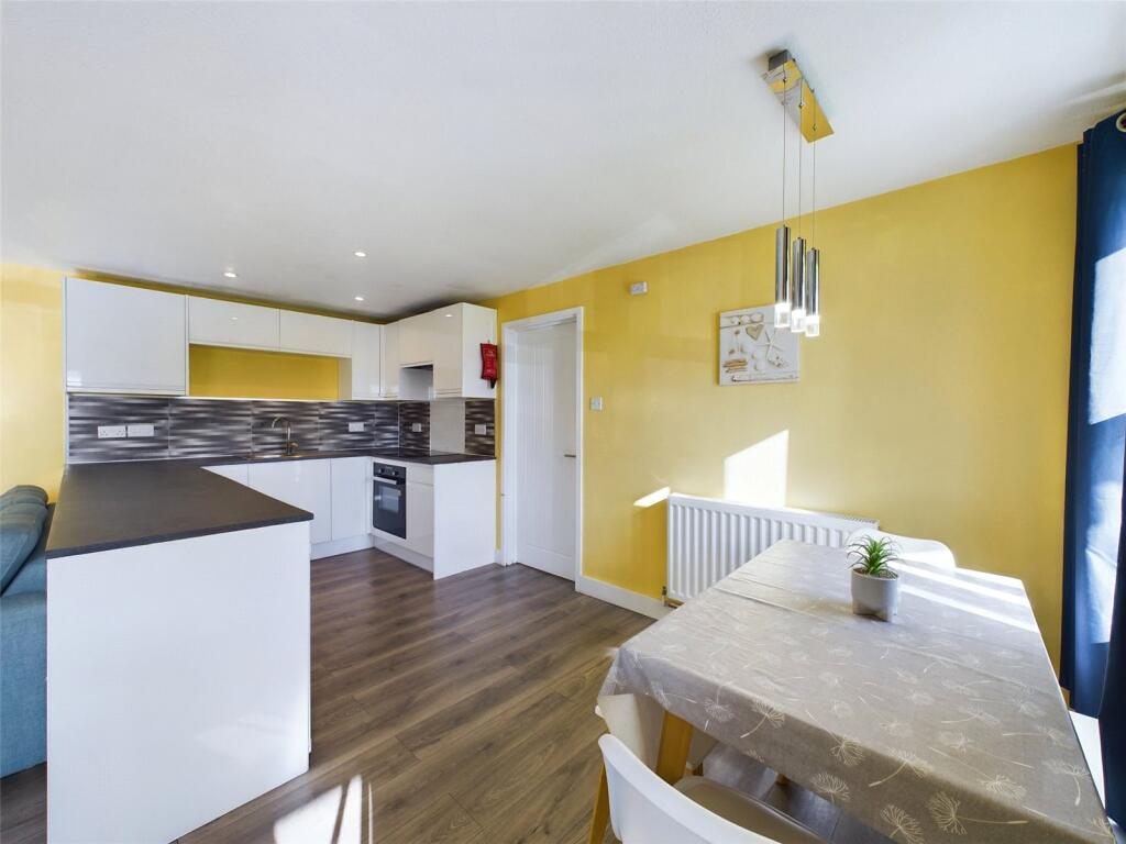 2 bed Semi-Detached Bungalow