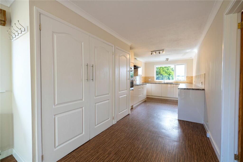 3 bed Detached Bungalow