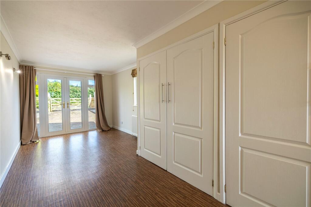 3 bed Detached Bungalow