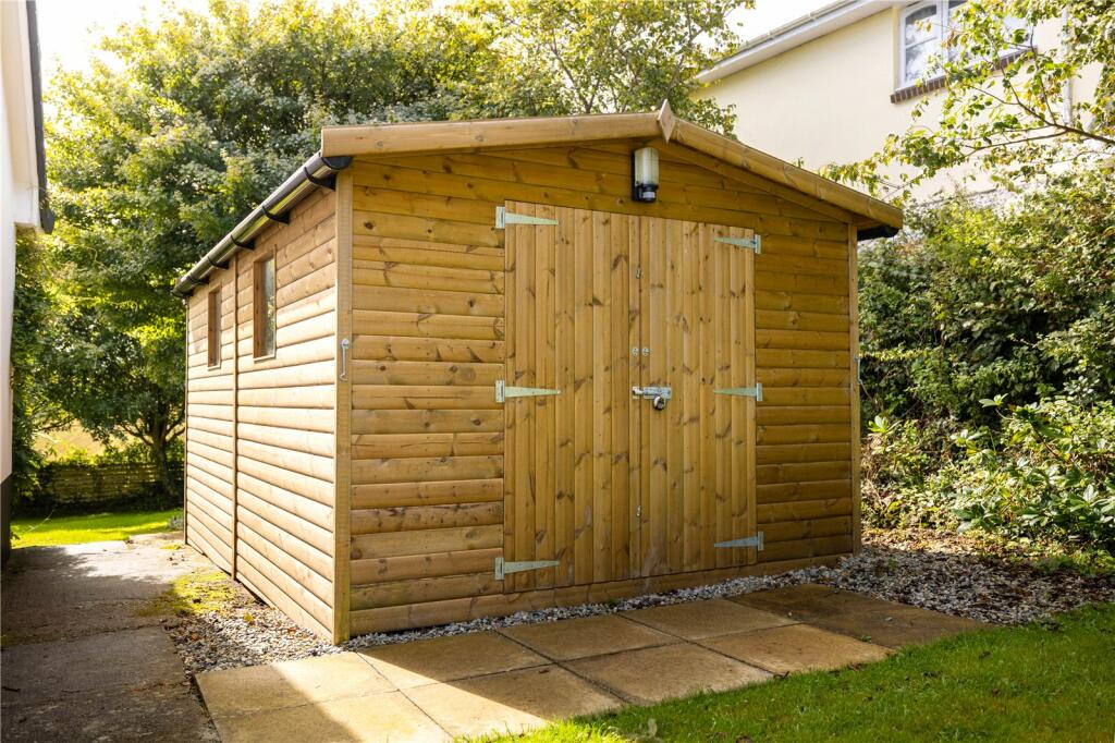 3 bed Detached Bungalow