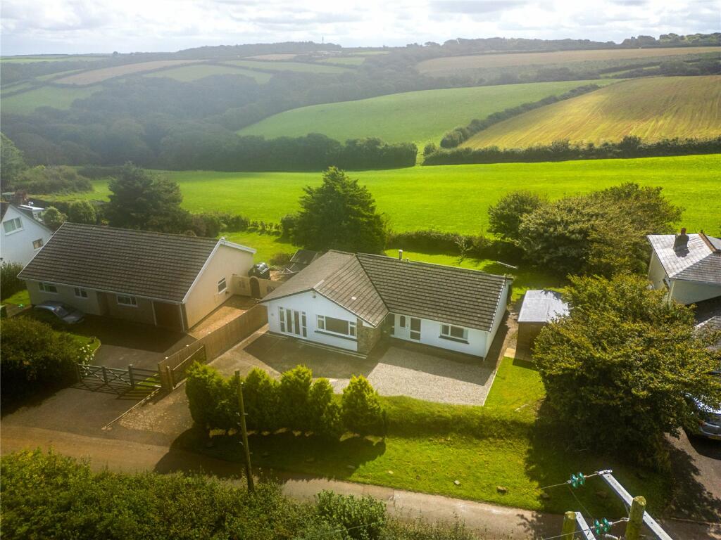 3 bed Detached Bungalow