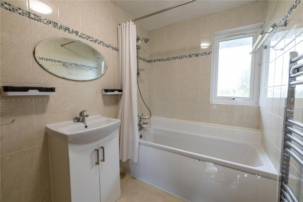 3 bed Detached Bungalow