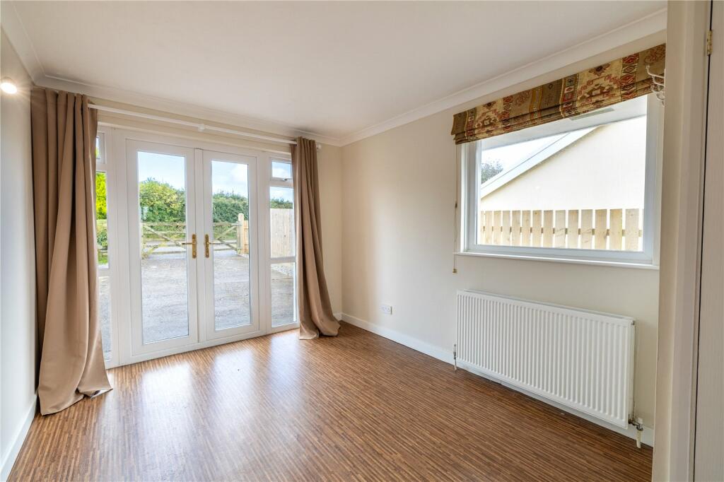 3 bed Detached Bungalow