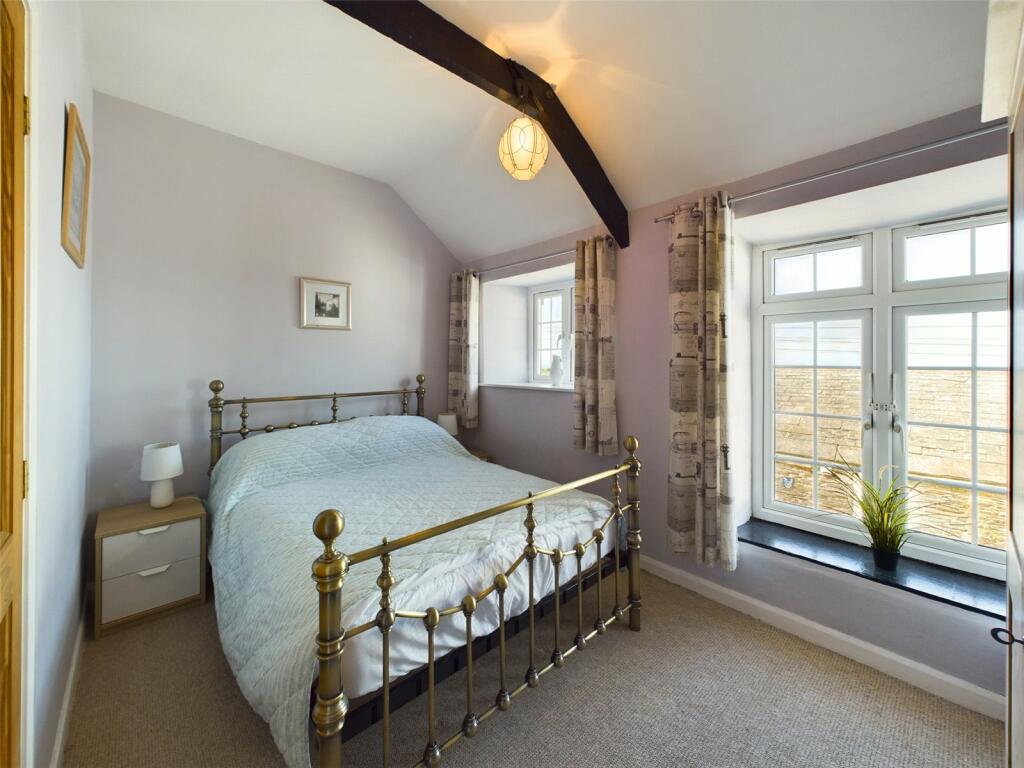 4 bed Detached