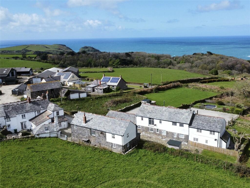 4 bed Detached