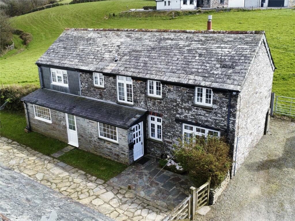 4 bed Detached