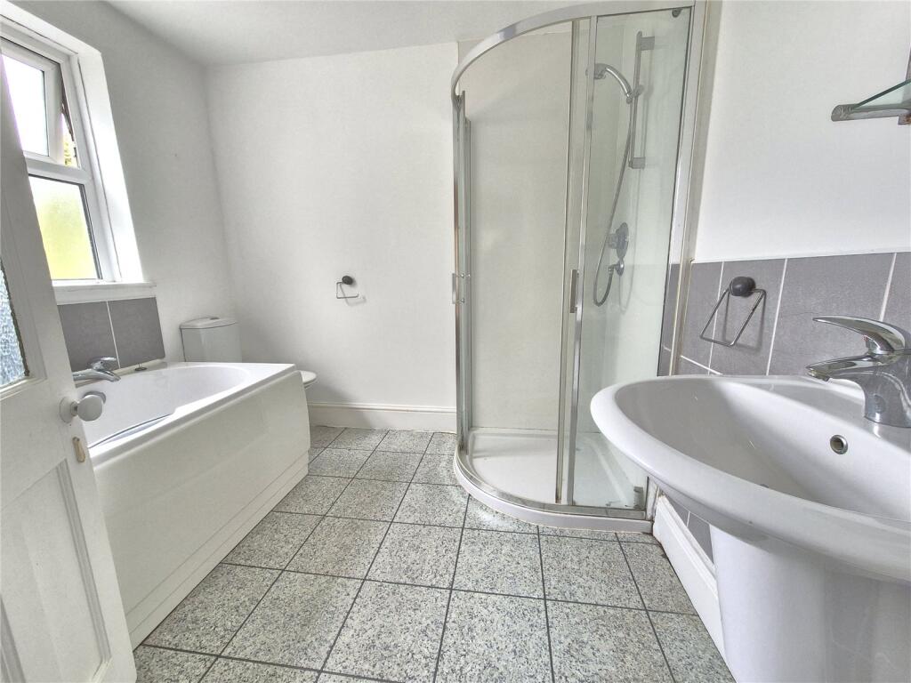 3 bed Terraced
