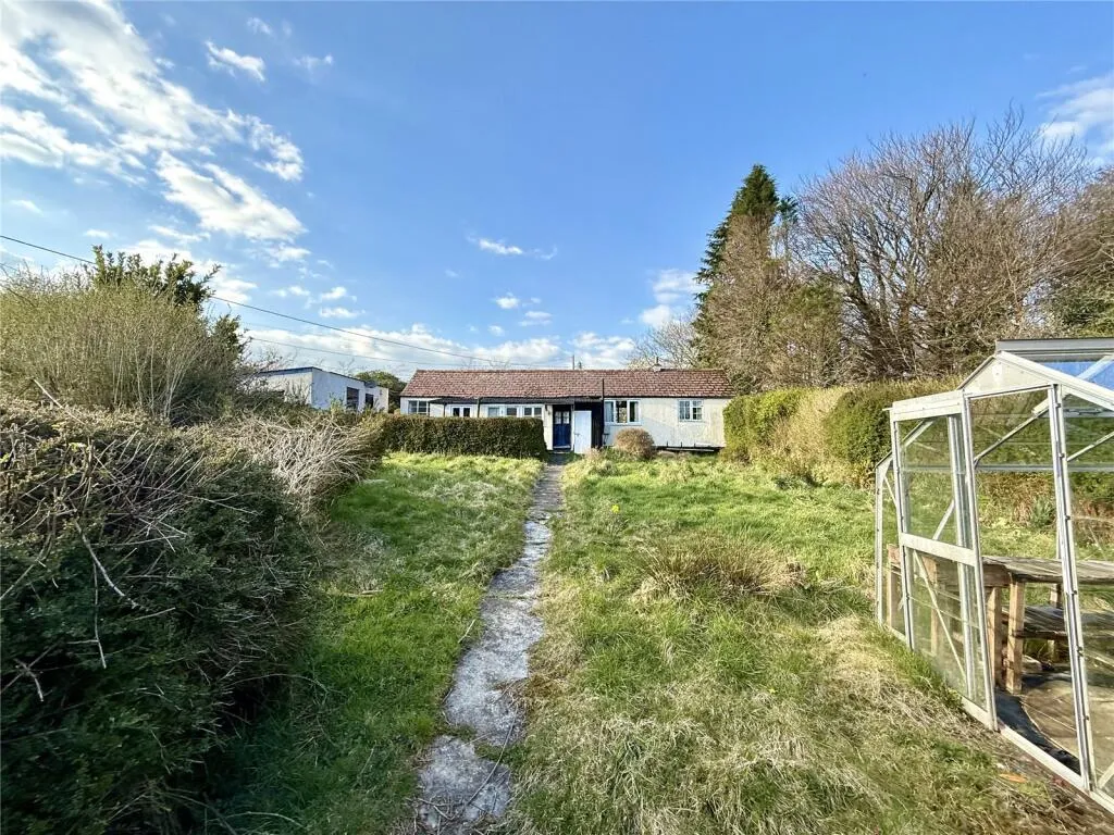 2 bed Detached Bungalow
