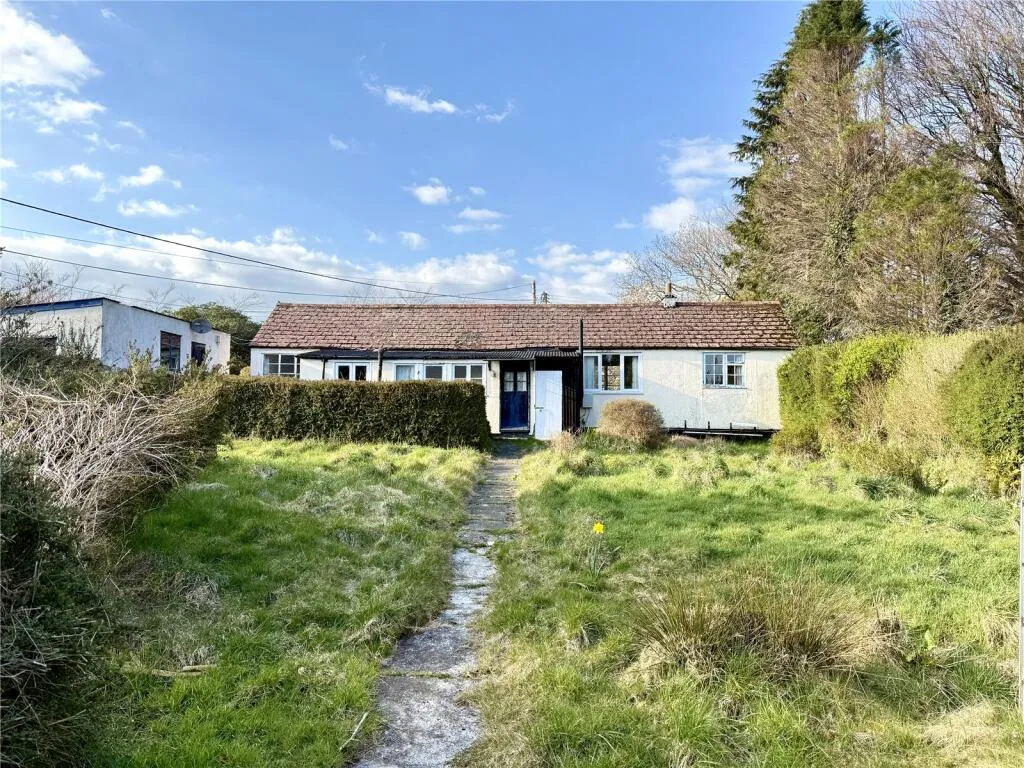 2 bed Detached Bungalow