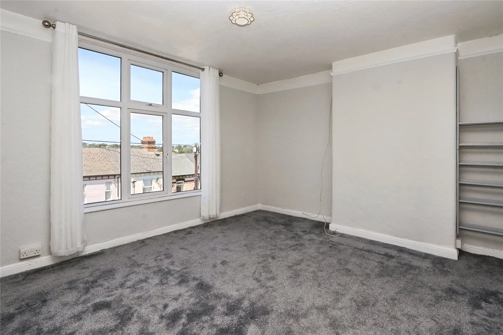 3 bed Terraced
