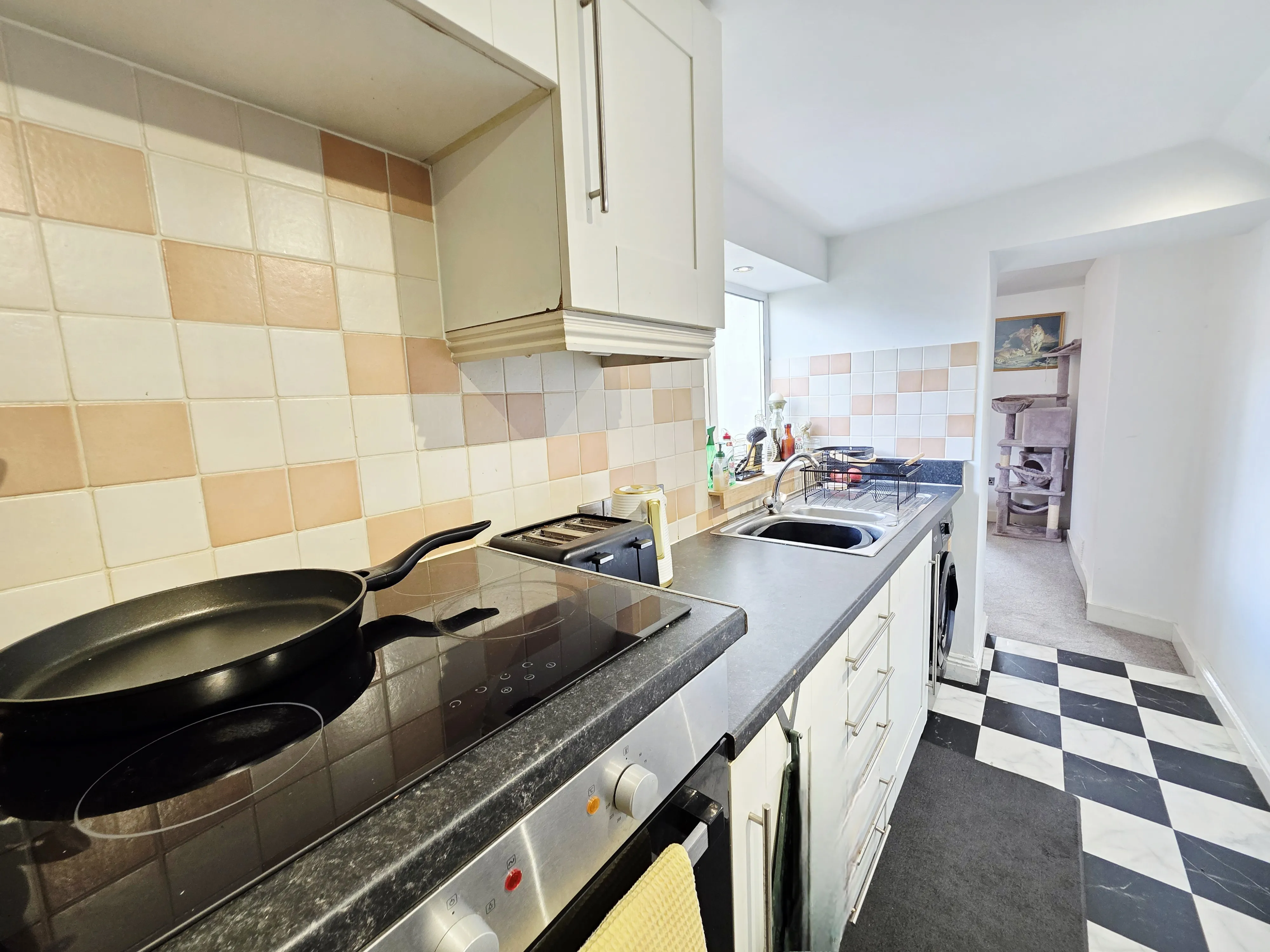 3 bed End of Terrace