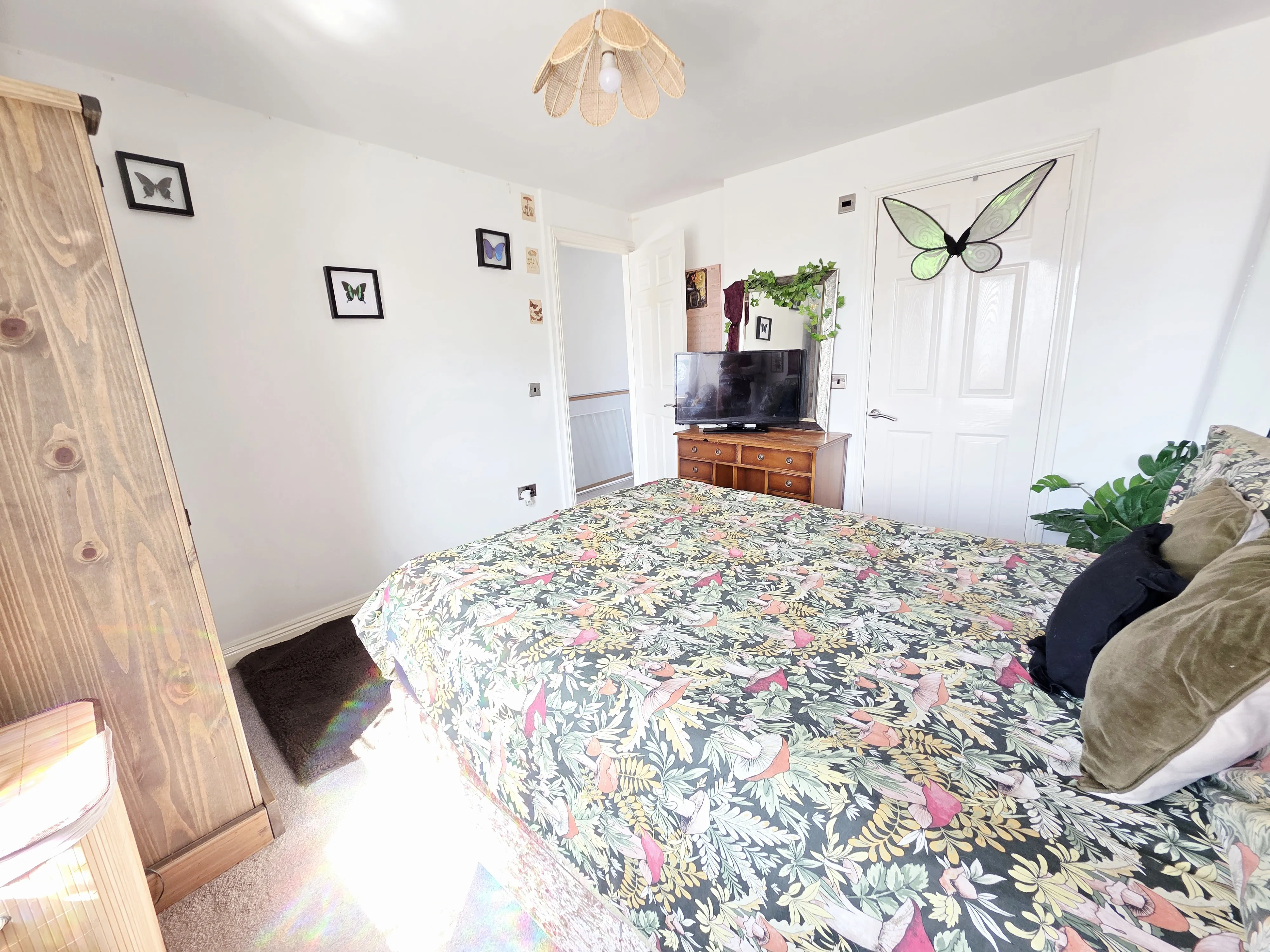3 bed End of Terrace