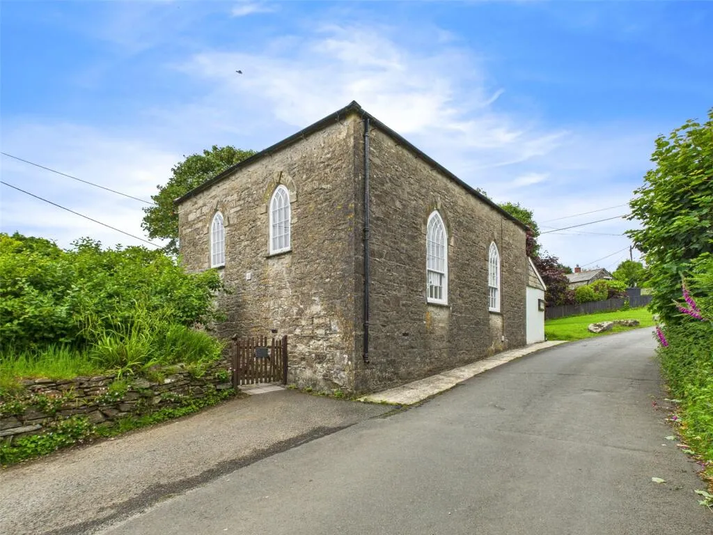 1 bed Detached