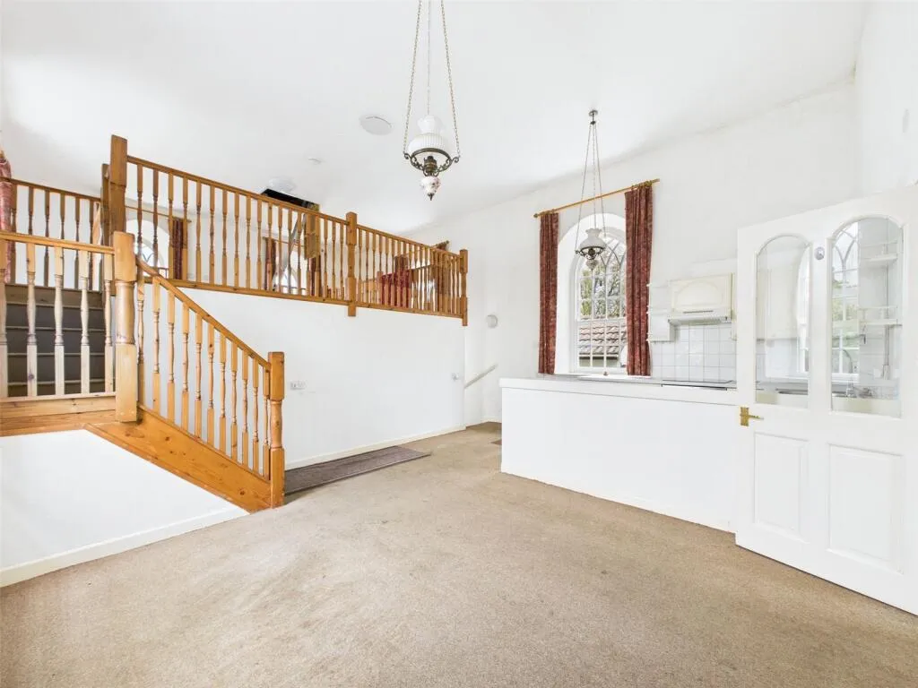1 bed Detached