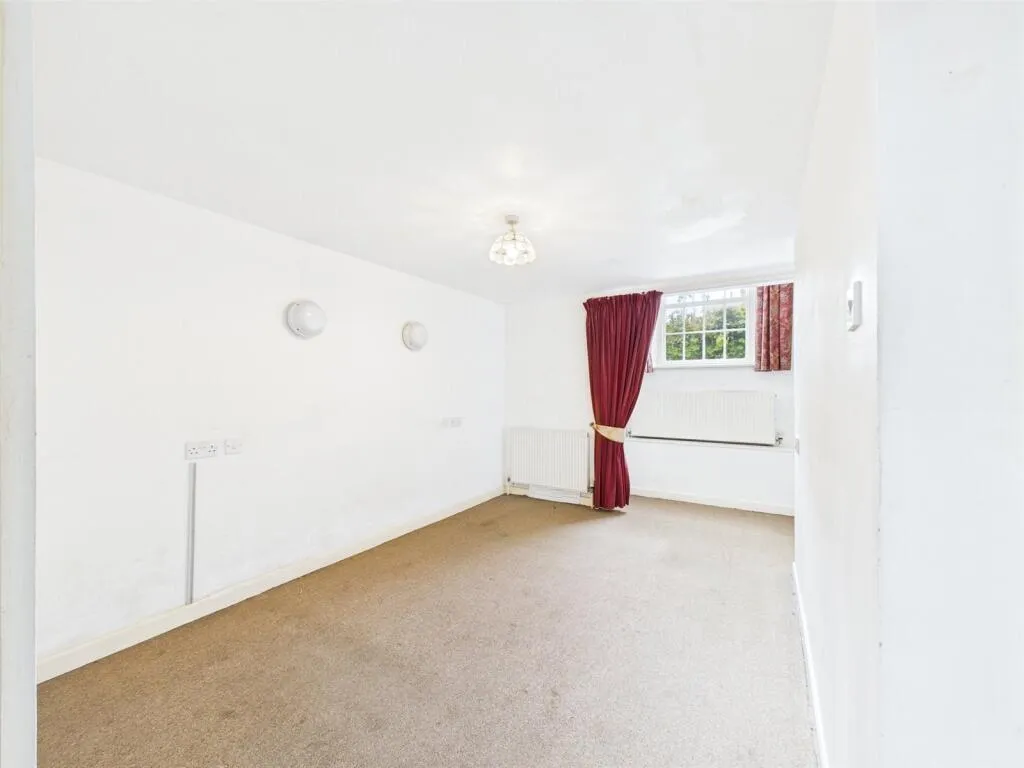 1 bed Detached