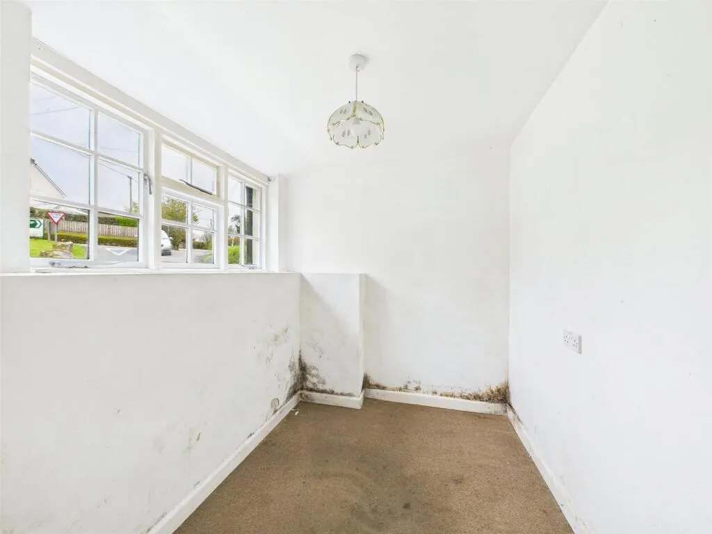 1 bed Detached